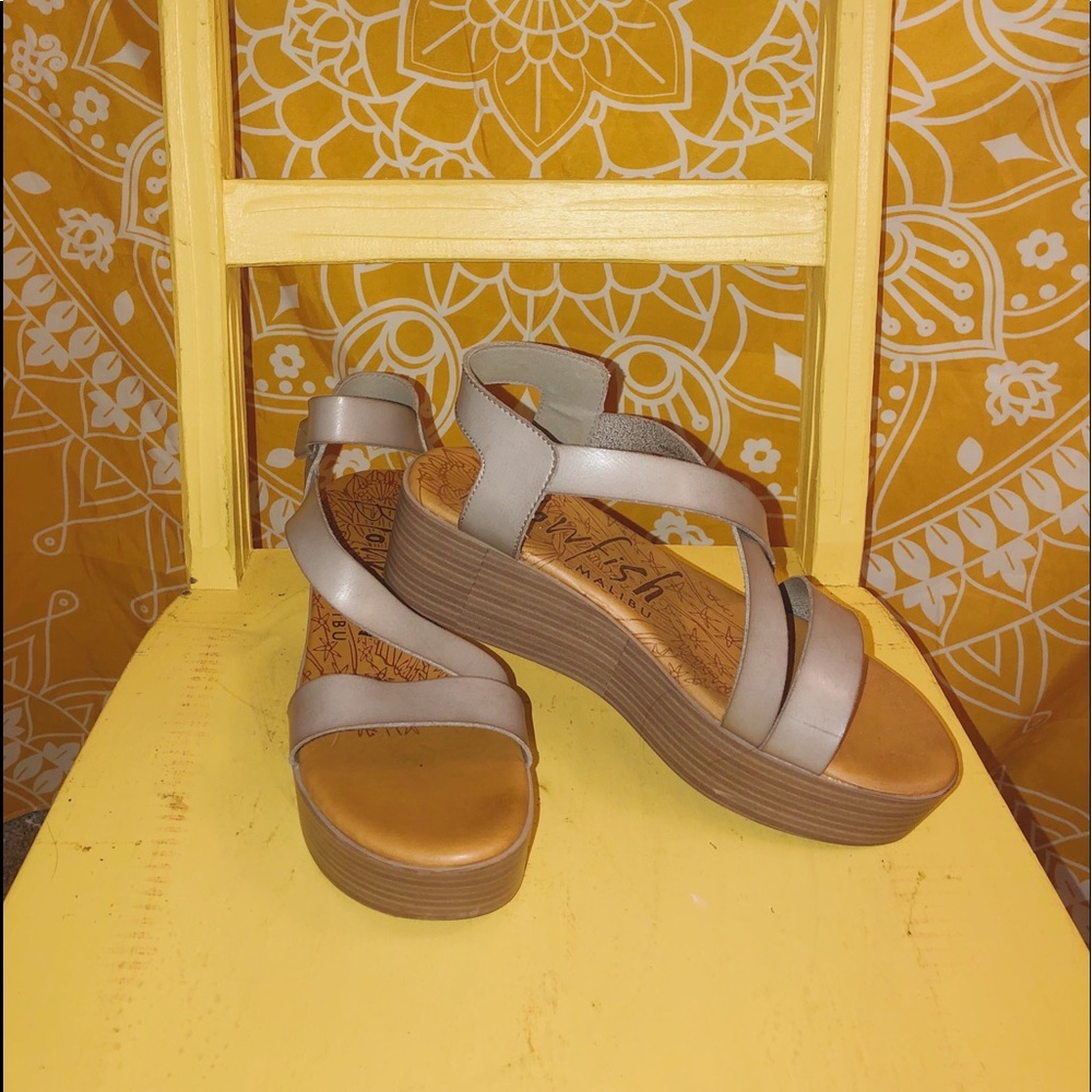 Blowfish Grey Strappy Platform Sandals